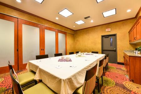 Holiday Inn Express Vancouver North - 36