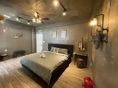 Lucas Inn - 58