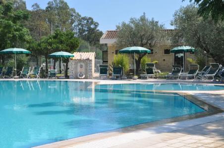 Borgo Degli Ulivi Natural Resort - 13