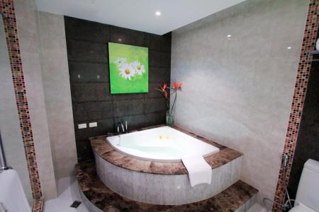 Petals Inn - 7