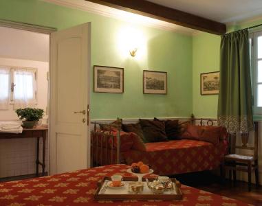 Guest House Arco Dei Tolomei - 4