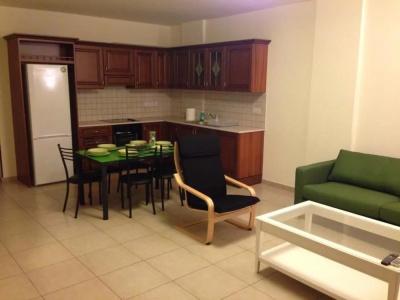 Lakis Court - 16
