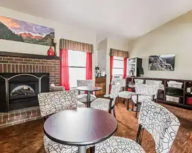 Quality Inn - 19