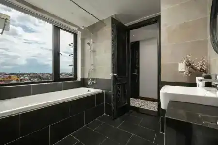 Shining Riverside & Spa - 7