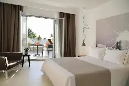Livin Mykonos - 25