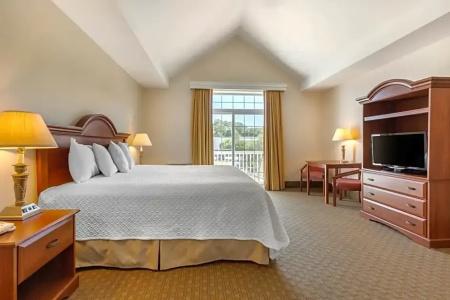 Ogunquit and Suites - 44