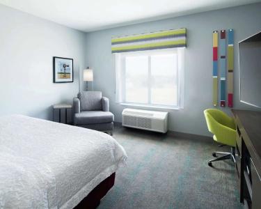 Hampton Inn & Suites - 42