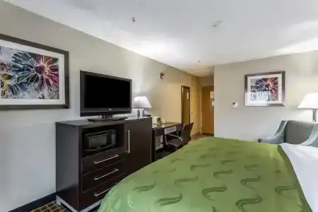 Quality Inn & Suites I-10 - 28