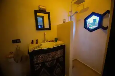 Riad Ta'achchaqa - 48
