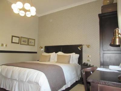 Boutique Castillo Rojo - 70