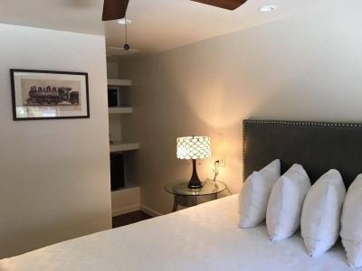 Iron Horse Inn - 9
