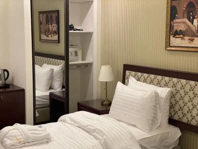 Days Inn by Wyndham Myrtle Beach-Grand Strand - 2