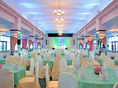 Yangon International - 14