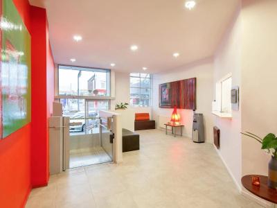 Ibis Styles - 1