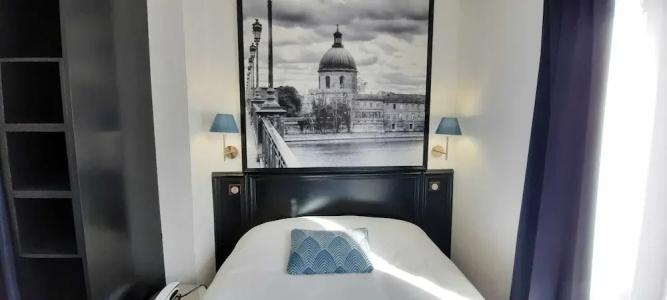 Hôtel de France - 102