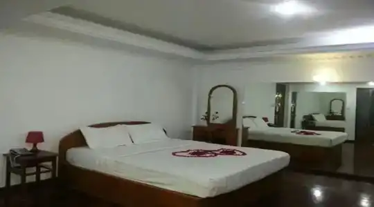 Airport Inn - 2