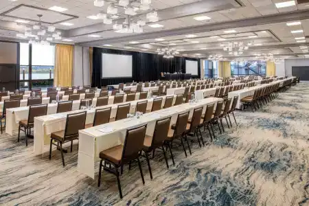 Holiday Inn - Portland - Columbia Riverfront, an IHG - 46