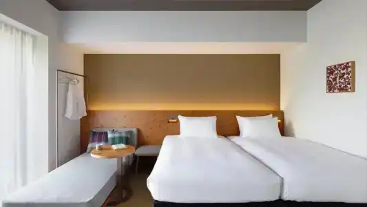 Strata Naha - 47