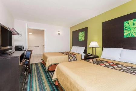Super 8 by Wyndham - 18
