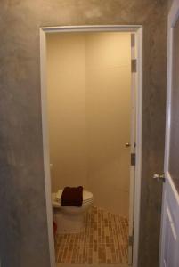 Ban's Avenue Guesthouse - 7