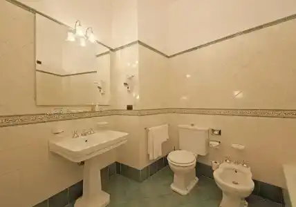 Savoy Palace - 72