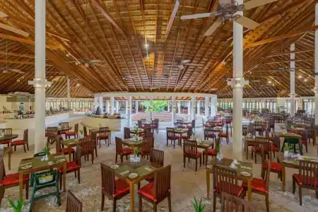 Meeru Island Resort & Spa - 18