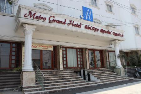 Metro Grand - 0