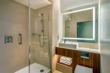 Courtyard by Marriott Edinburgh - 34