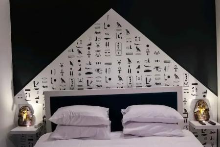 Elite Pyramids Boutique - 114