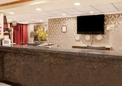 Best Western Plus Commerce - 1