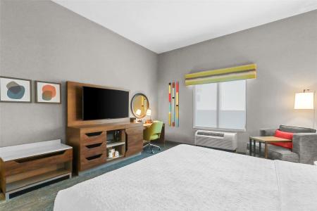 Hampton Inn & Suites West - 59