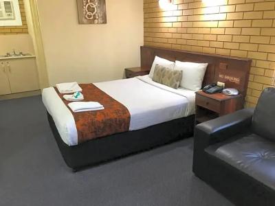 Chermside Motor Inn - 54