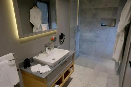 Celeste Bella Luxury & Spa - 25