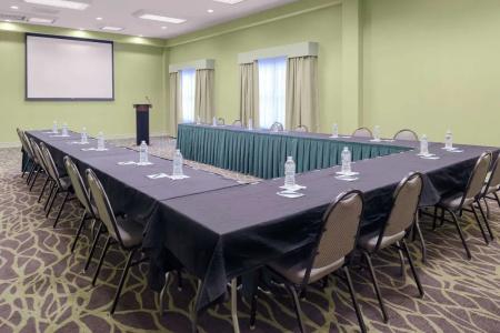 Homewood Suites by Hilton - 12