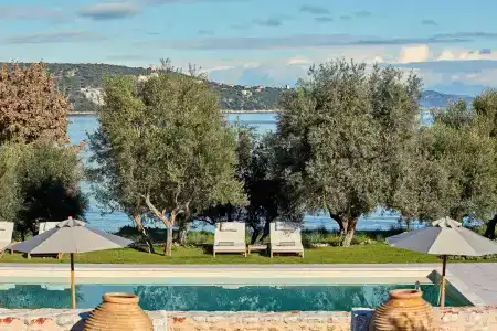 100 Rizes Seaside Resort- Small Luxurys of the World - 11