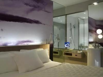 Le Grand Balcon - 77