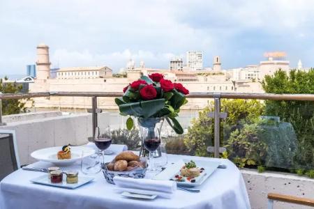 Sofitel Marseille Vieux-Port - 60