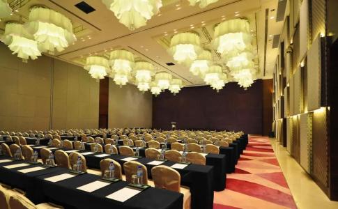 Holiday Inn Qingdao City Center, An Ihg - 16