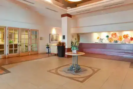 Red Lion Woodlake - 1