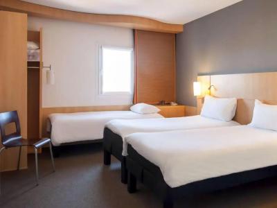 Ibis Praha Old Town - 35