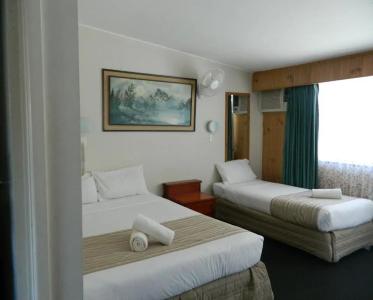 Coachman - 30