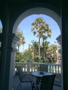 Island Beachfront - 43