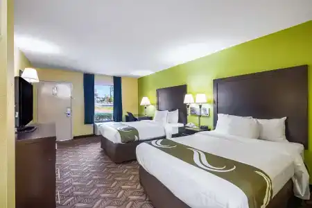 Quality Inn-Central Park Area - 3