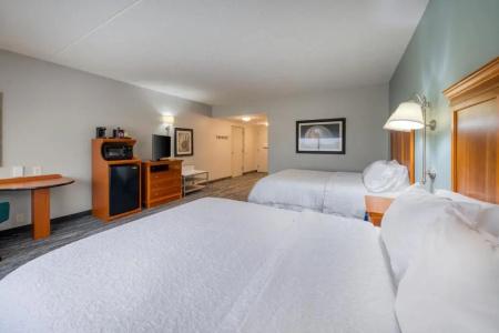Hampton Inn University Area - 70
