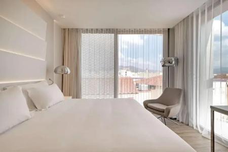 Nh máLaga - 39