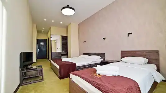 Mardi Plaza - 38