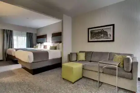 Best Western Plus Boston - 24