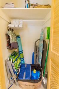Tropical Studios At Marine Surf Waikiki - Free Parking - Best Location - Full Kitchen - Swimming Pool - 16