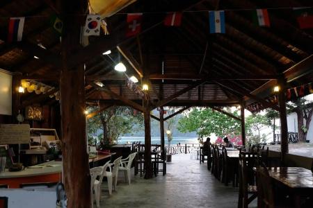 Phi Phi Cozy Seafront Resort - 19