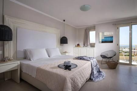 Notos Heights & Suites - 281